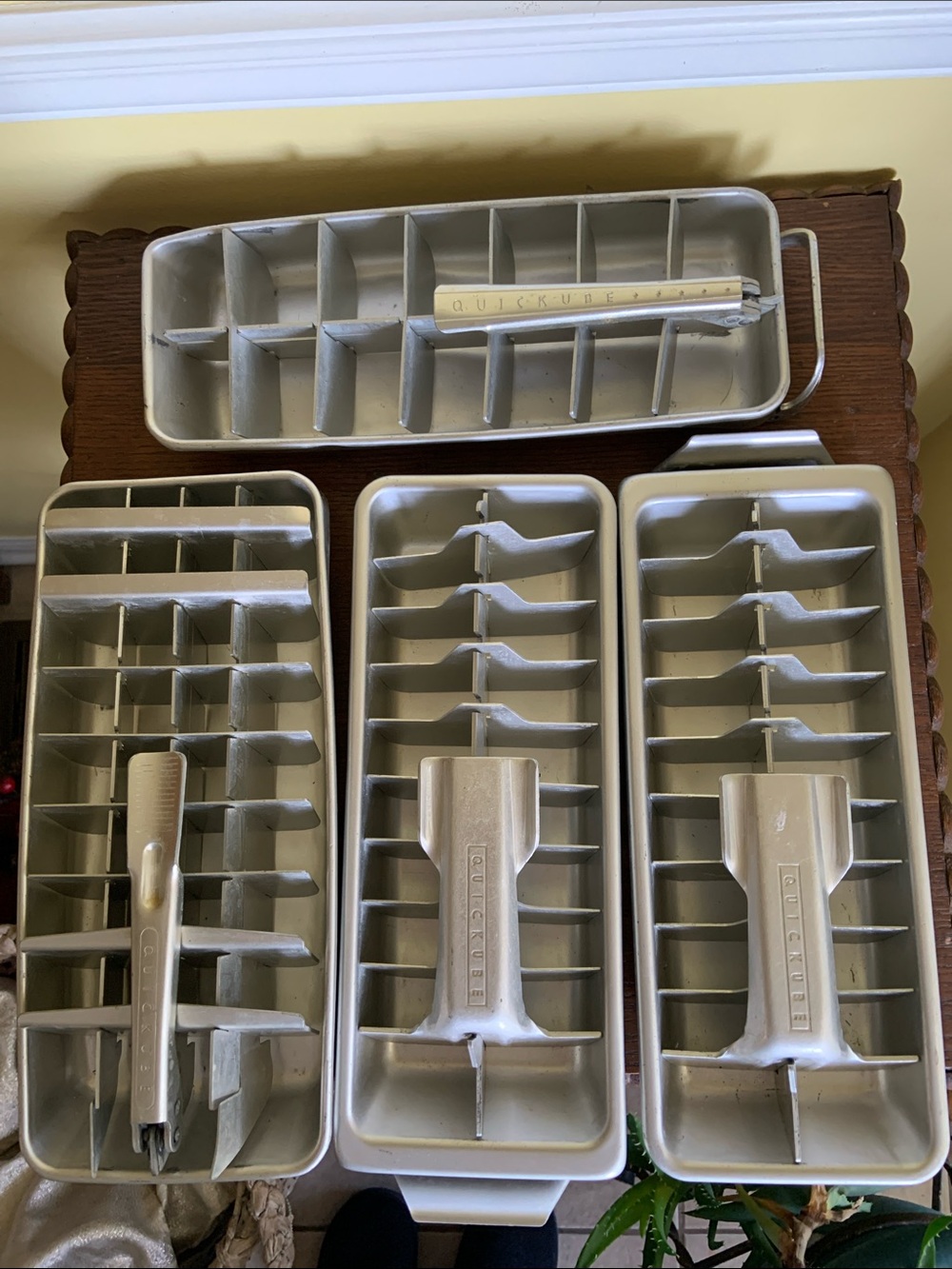 Vintage Frigidaire Quickube Aluminum Stackable Ice Tray Set of 4